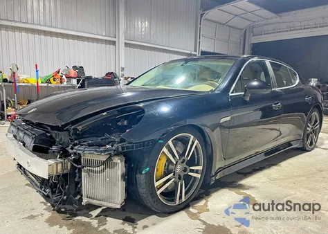 2010 Porsche Panamera Turbo z USA, uszkodzony, nr VIN WP0AC2A73AL091381